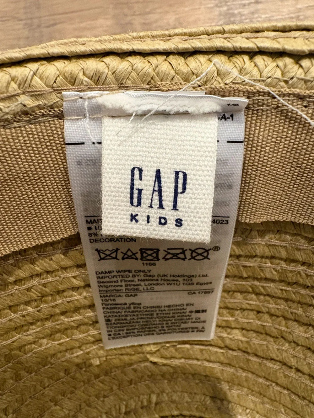 GAP lightly used